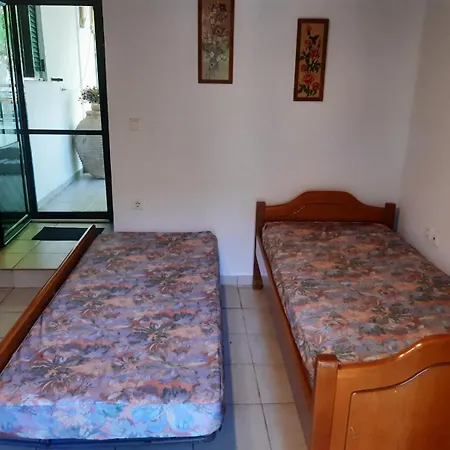 Quiet Agricultural Apartment *
